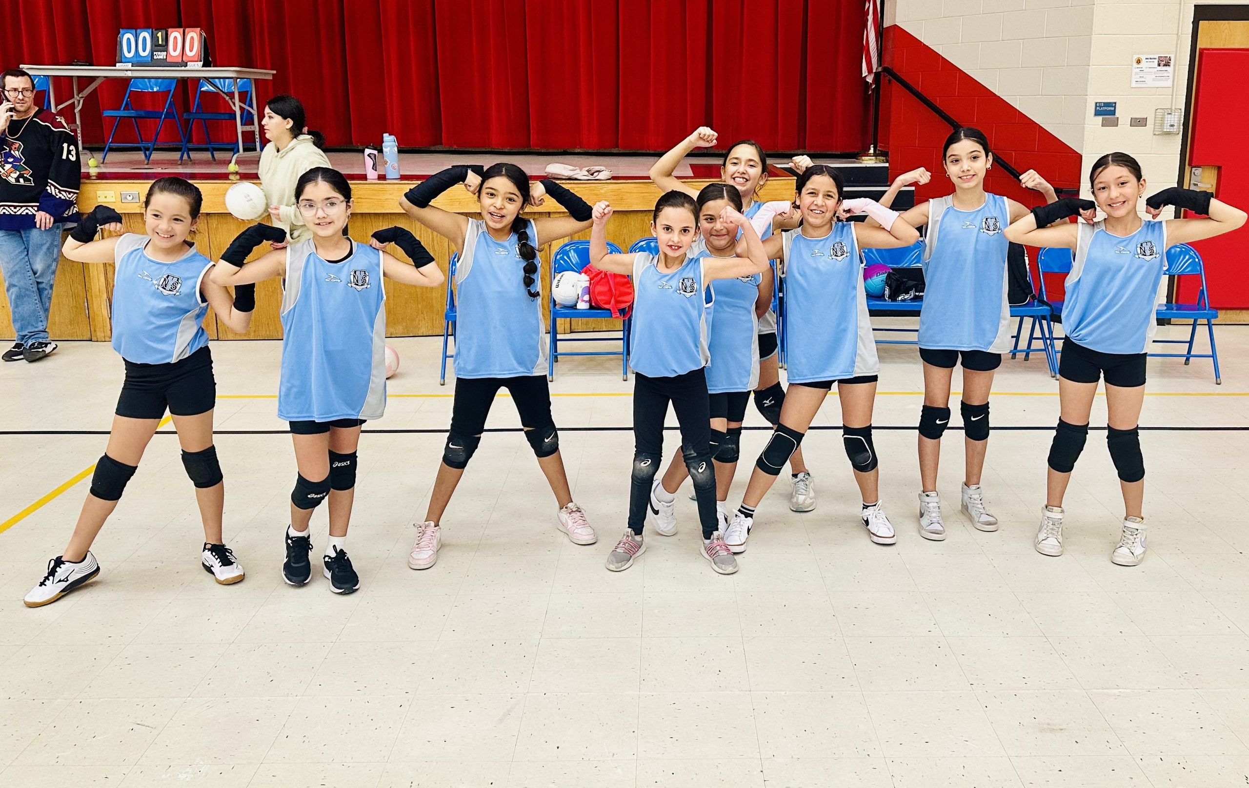 IMG_9744 Lorena Valencia-min Youth volleyball team picture.